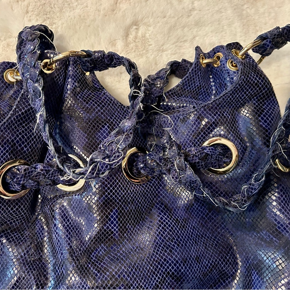 Michael Kors Blue /Black Monochrome Python-Embossed Leather Tassel Hobo - Picture 9 of 9